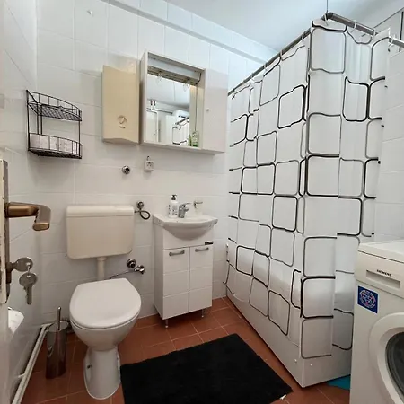 Ida In The Heart Of The * Σαράγεβο